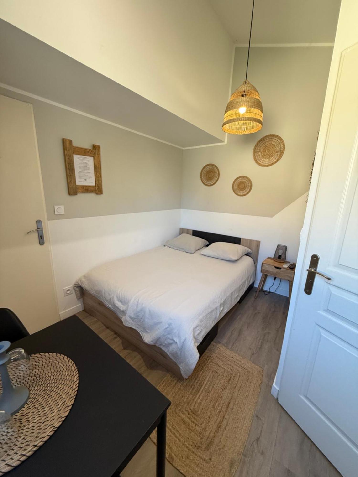Loft, Studio And Love Rooms Bourg-Saint-Christophe Esterno foto